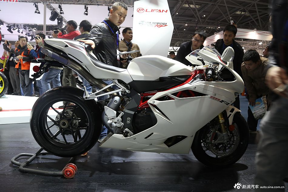 届摩博会新浪摩托高清实拍阿古斯塔mv f4 - 意大利奥古斯塔 mv agusta