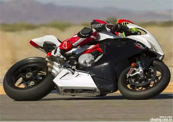 abb两轮开战,奔驰联合agusta推出amg版f3 800摩托车